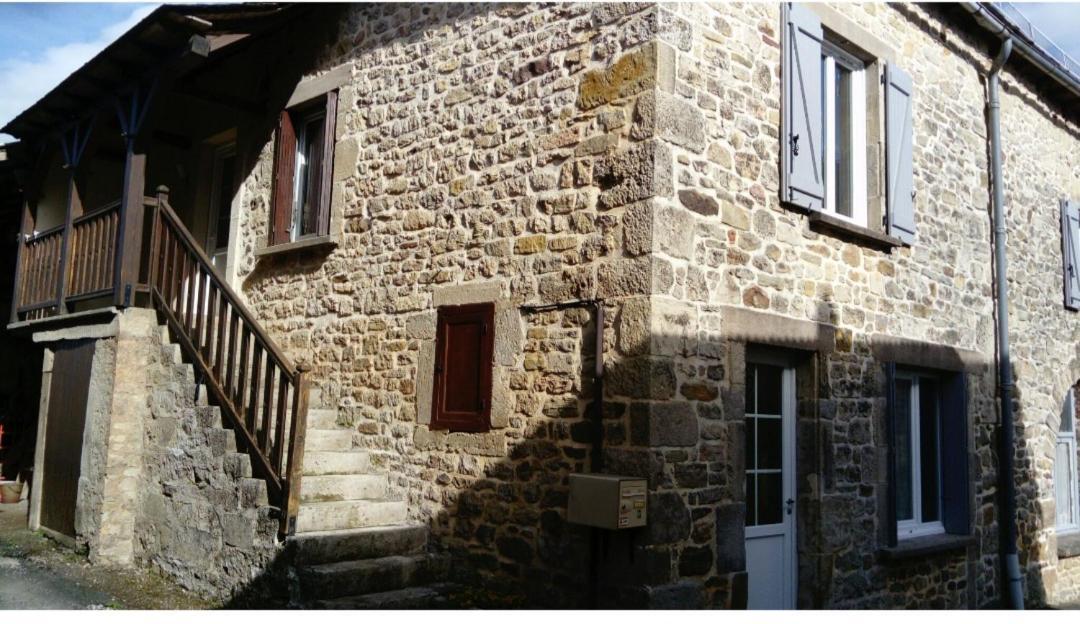 Maison De Village Goutrens Buitenkant foto